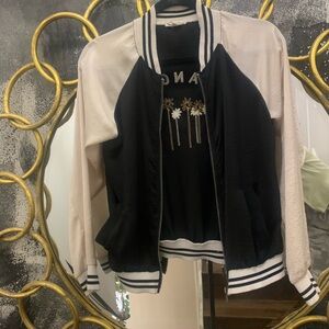 Silky feel lightweight bomber jacket/top